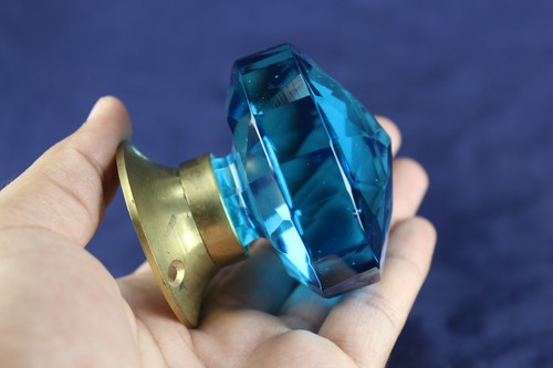 Cut glass door - glass,